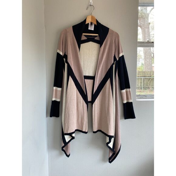 BCBGMaxAzria Sweaters - BCBGMAXAZRIA "BERET" Sz XXS Open Cardigan Sweater Silk/Cotton Beige Black Combo